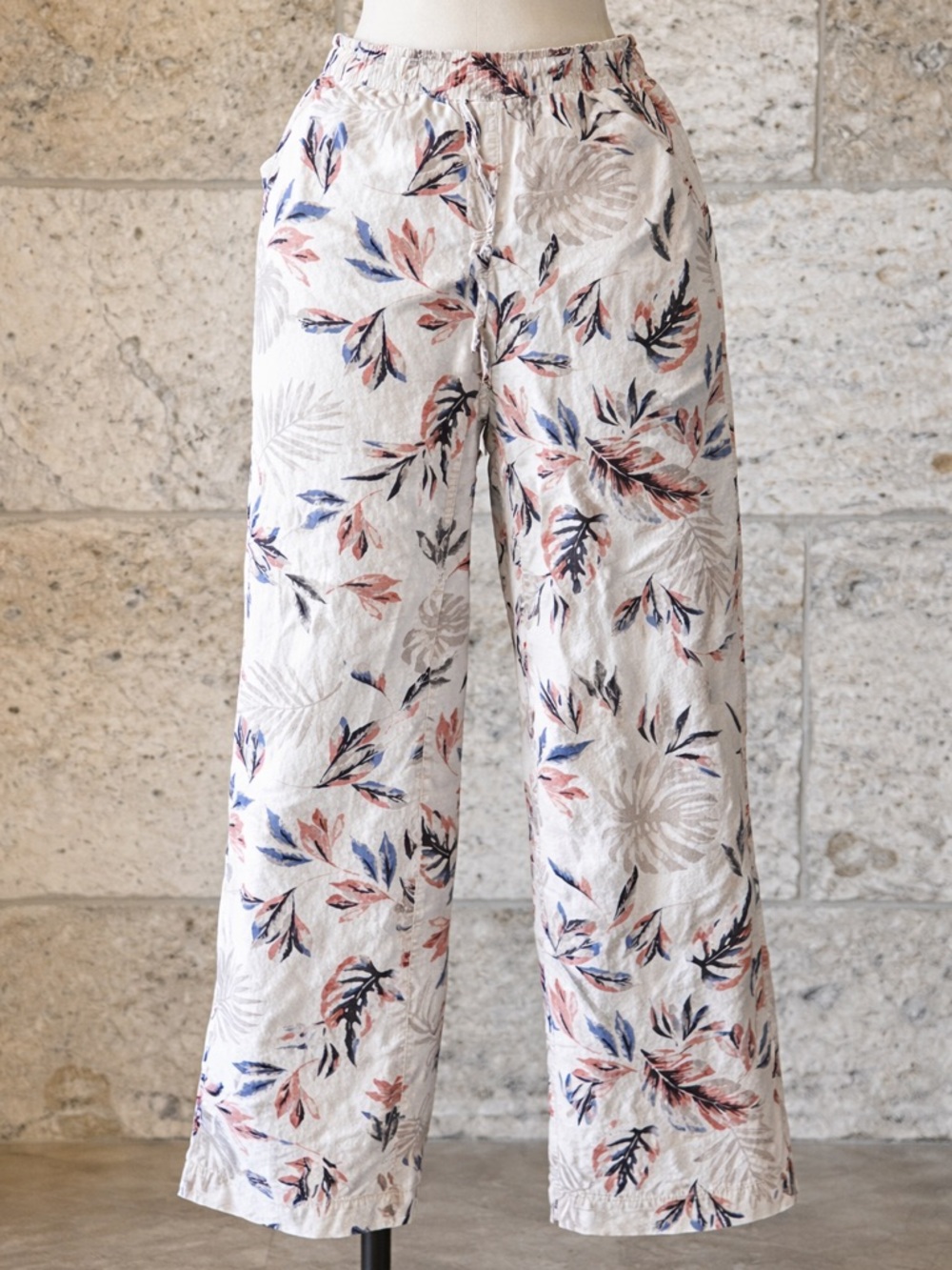 Lightweight Floral Linen Pants - Cream with Blue & Blush Leaves